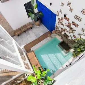 Alhambra Apartment